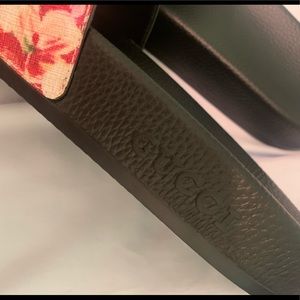 GG Blooms Supreme floral slide sandal